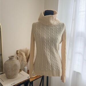 Ann Taylor 90% Wool - 10% Cashmere Turtleneck Sweater - Cream